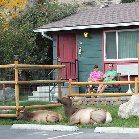 Yellowstone Gateway Inn Gardiner Eksteriør billede
